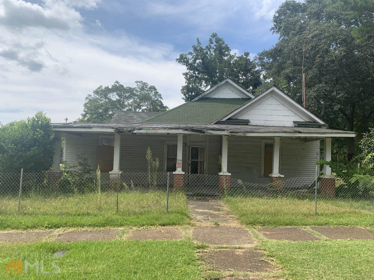 314 4th Avenue - Photo 1