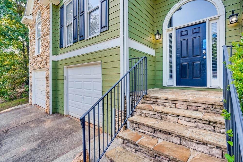 367 Crestview - Photo 1