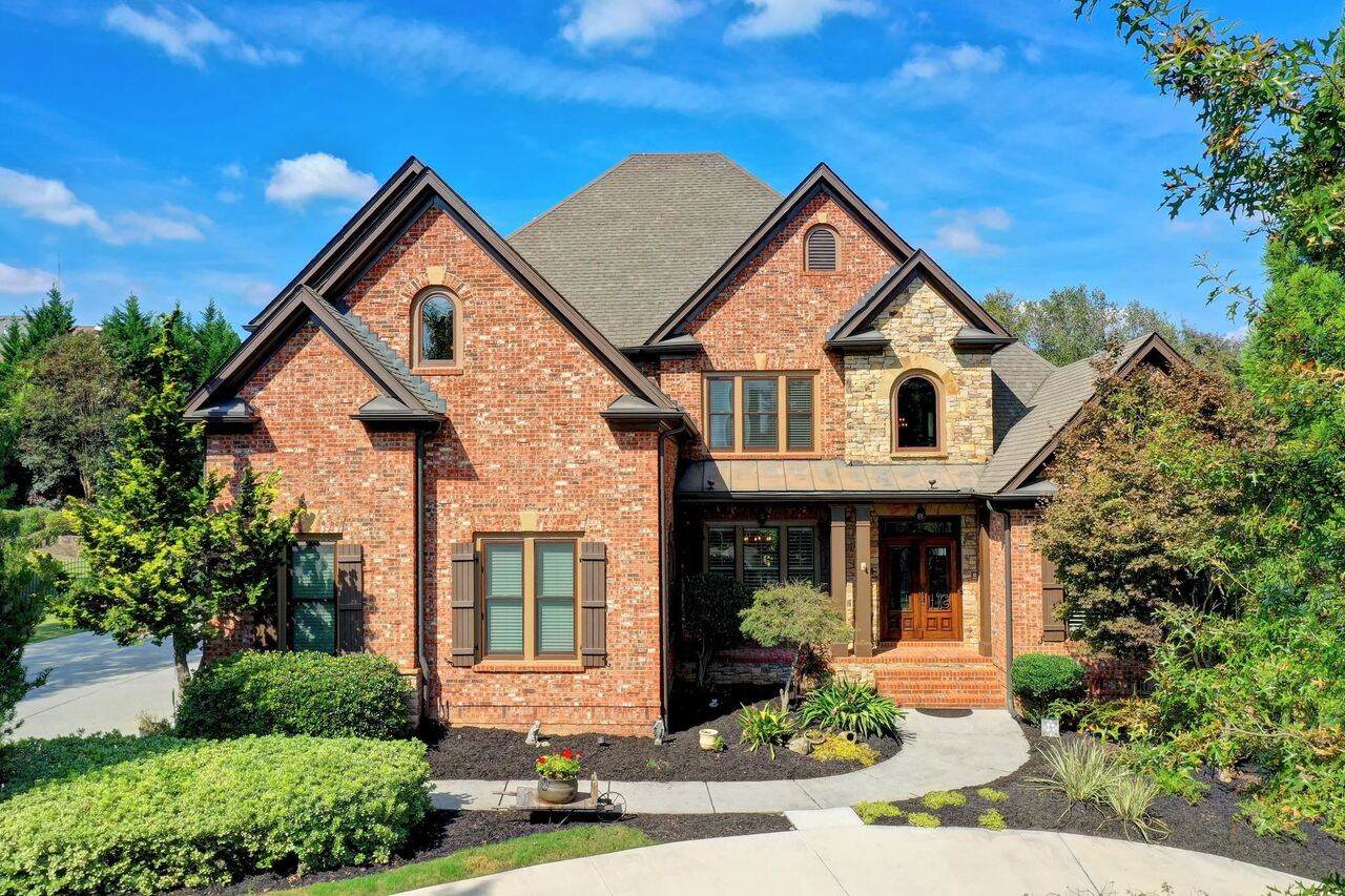 2624 Northern Oak Drive - Photo 1