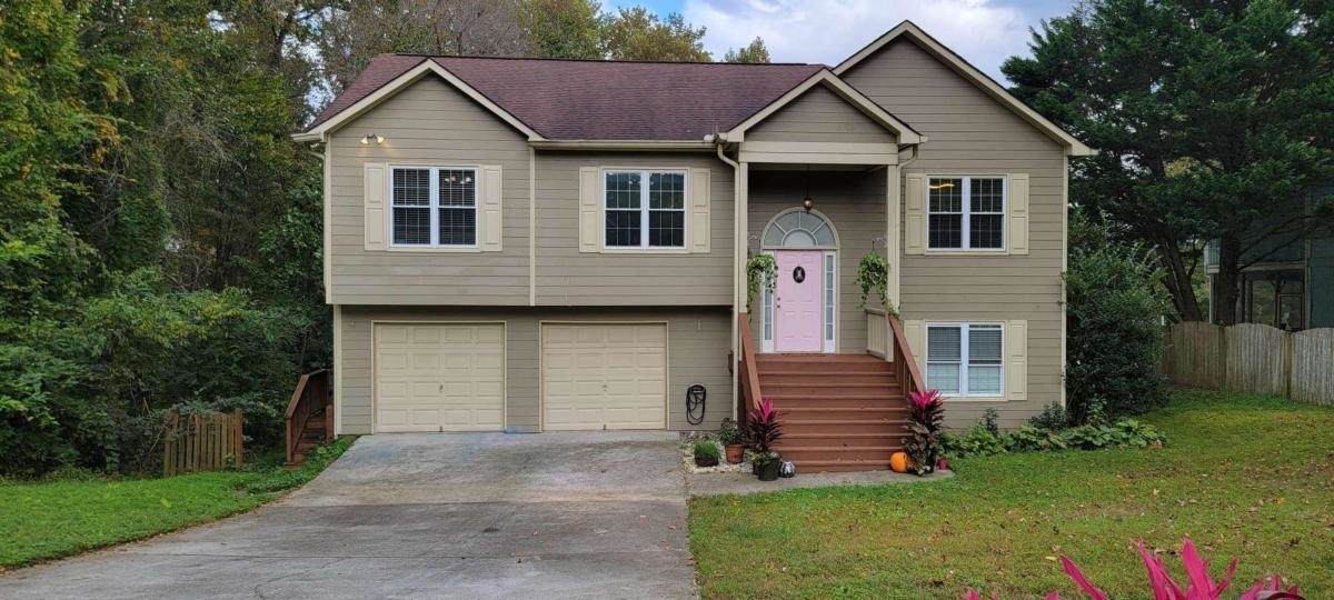 2925 Landington Way - Photo 1