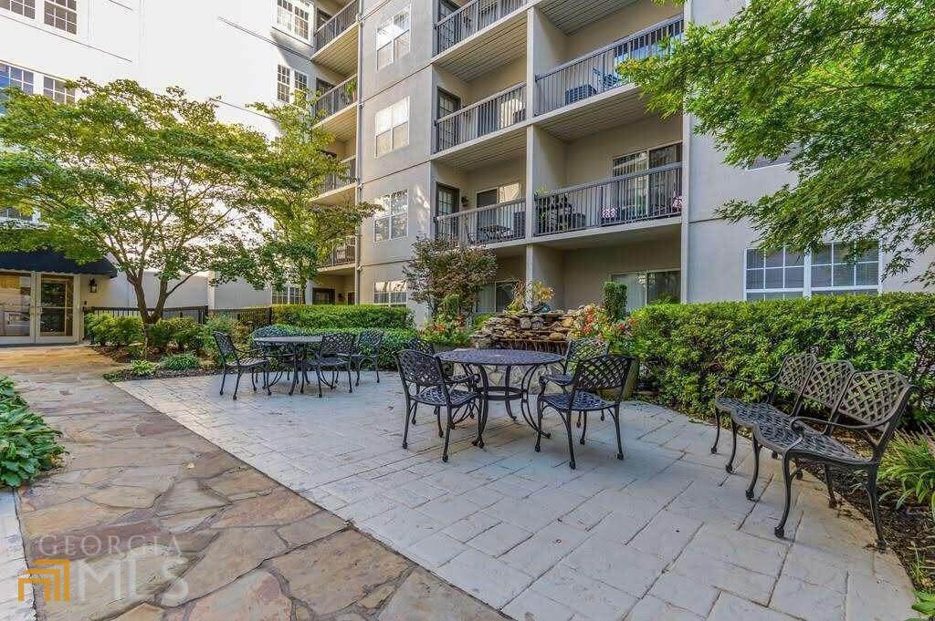 1075 Peachtree Walk - Photo 1