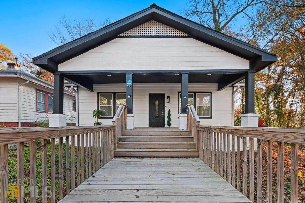 779 Elizabeth Place - Photo 1