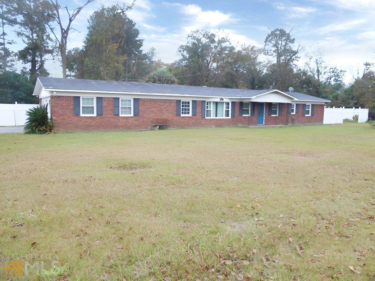 406 Warnock Street - Photo 1