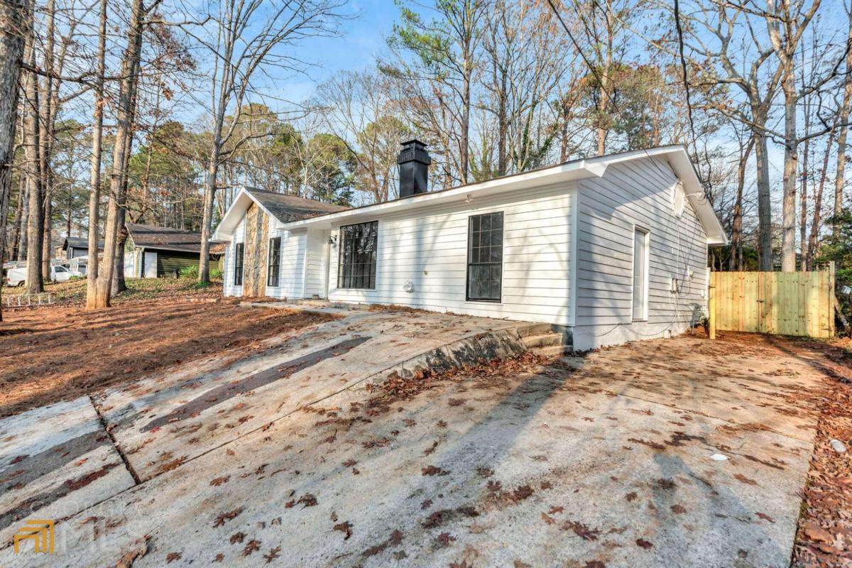 701 Pebble Creek Drive - Photo 1