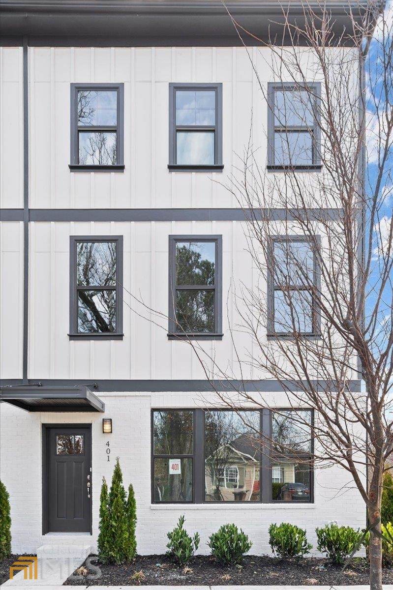 2030 Main Street - Photo 1
