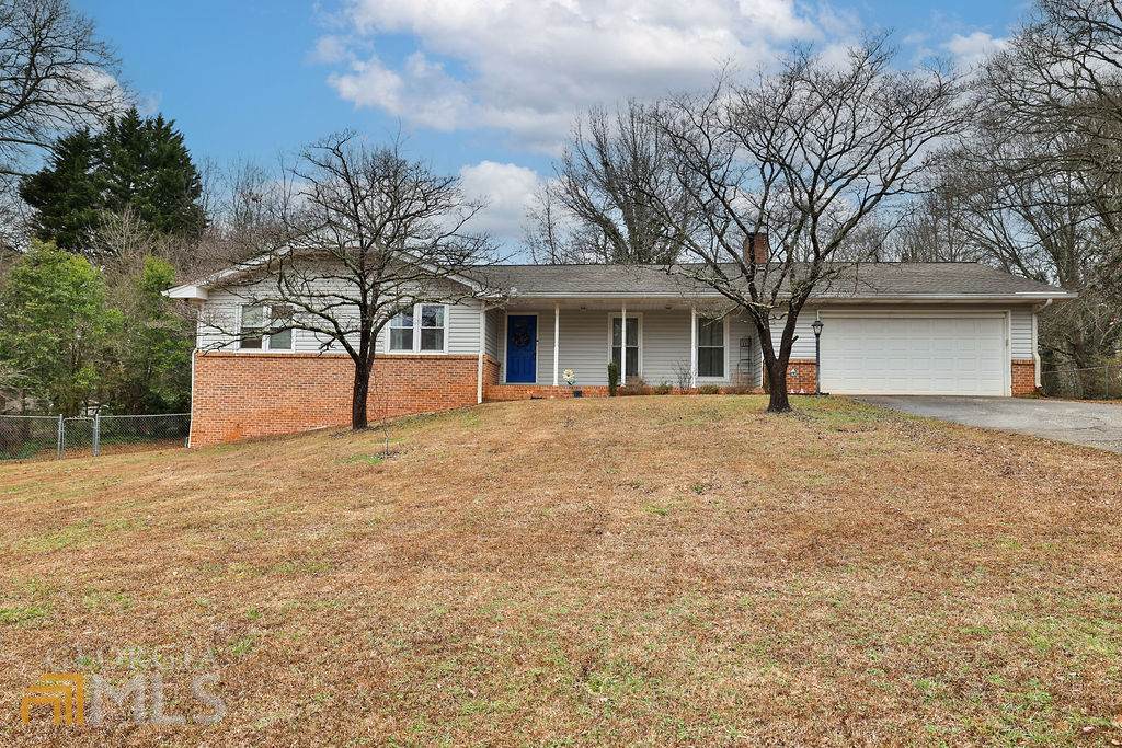 3245 Poplar Drive - Photo 1