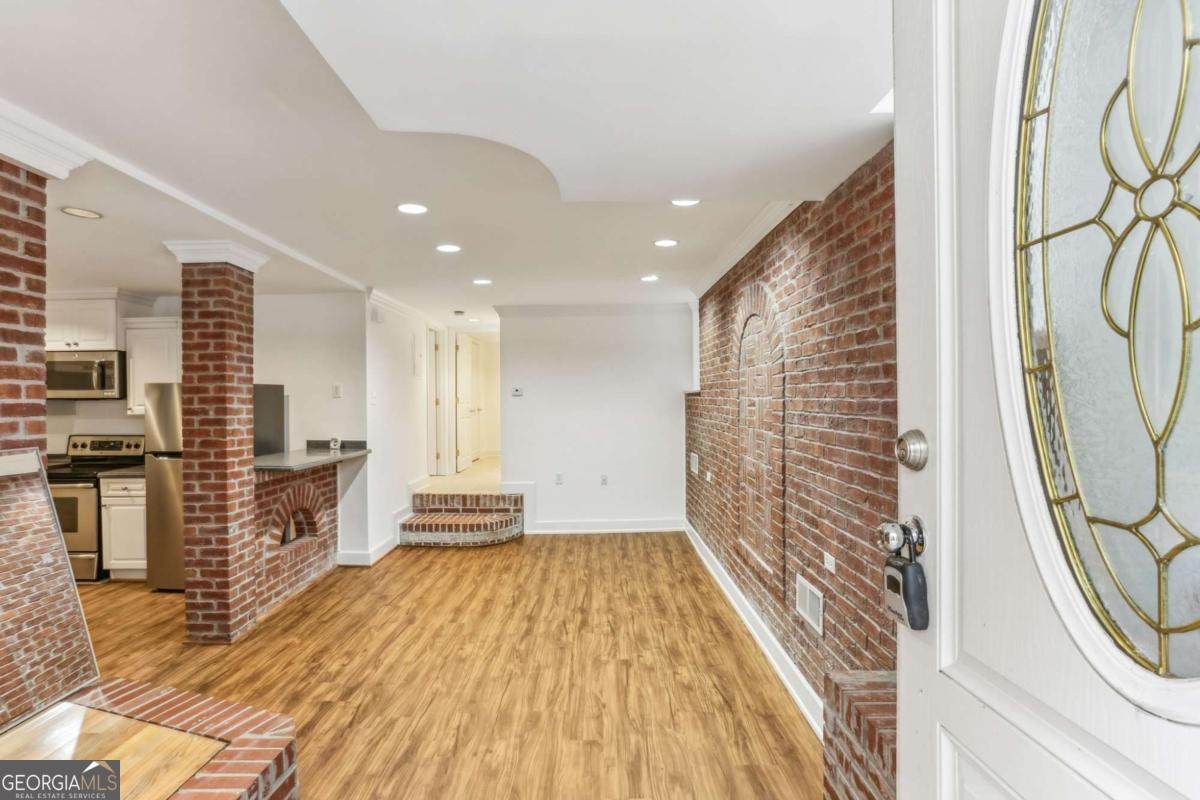 869 Briarcliff Road - Photo 1