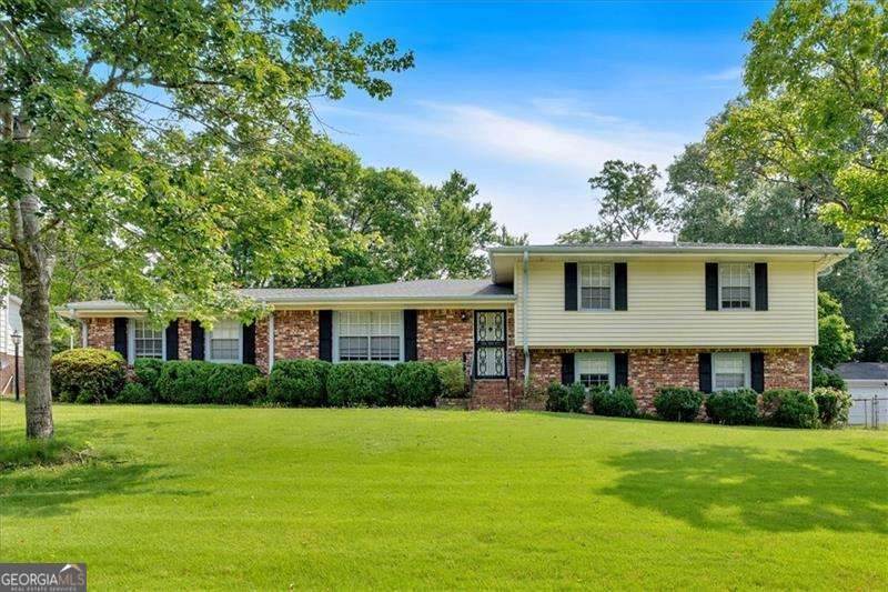 115 Creek Circle - Photo 1
