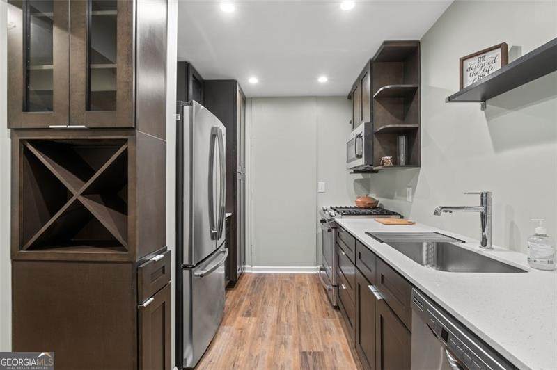 6851 Roswell Road - Photo 1