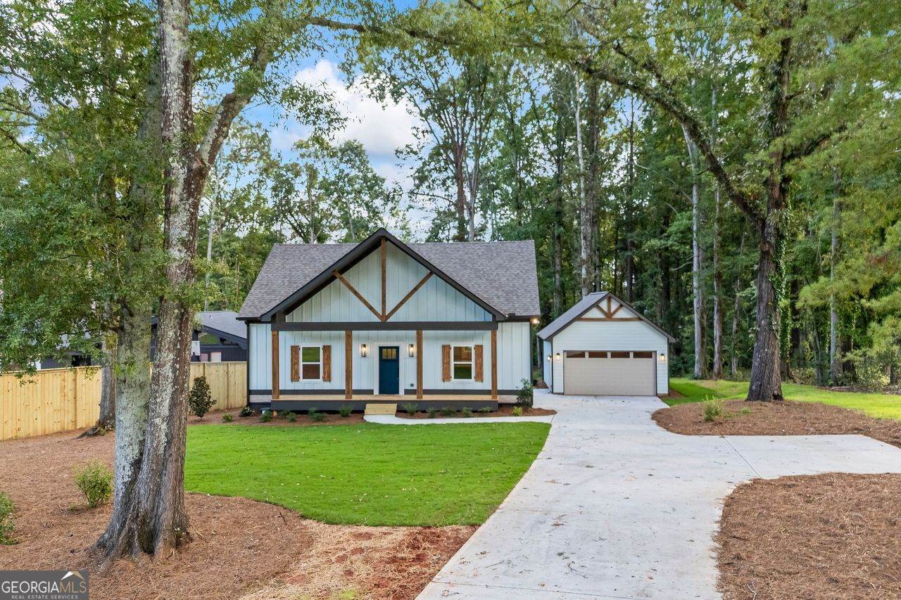 502 Breedlove Drive - Photo 1