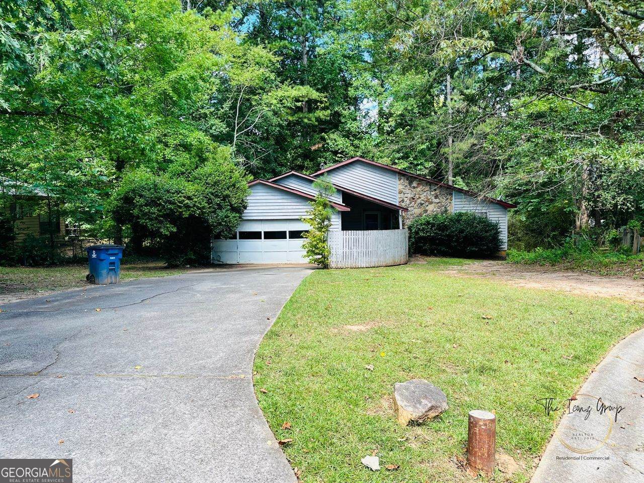 255 Avalon Way - Photo 1