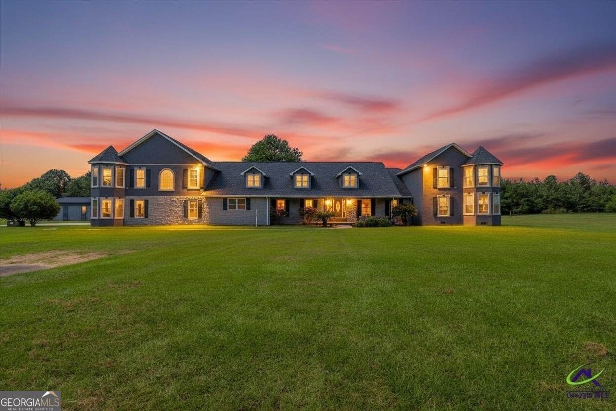 156 Orion Way - Photo 1