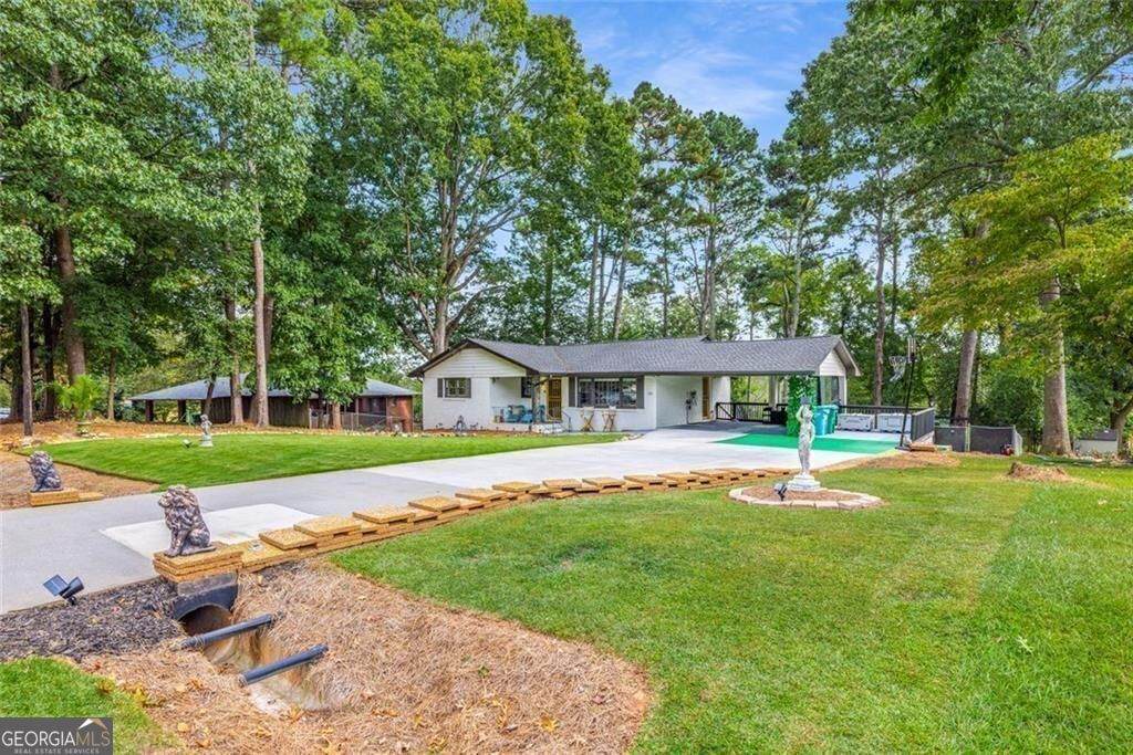 5952 Robin Hood Lane - Photo 1