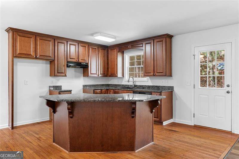 80 Castle Court - Photo 1