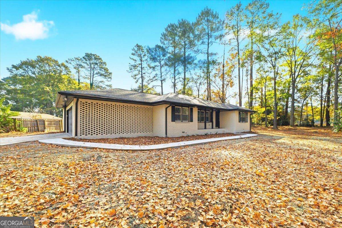 3488 Richmond Drive - Photo 1