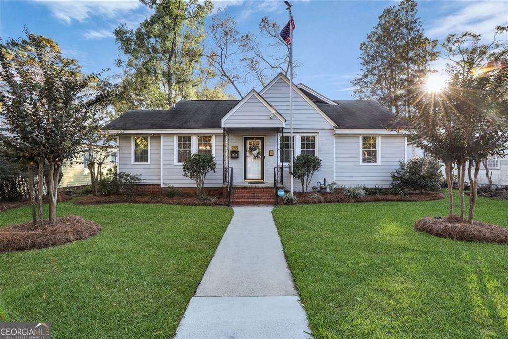 1333 52nd Street - Photo 1