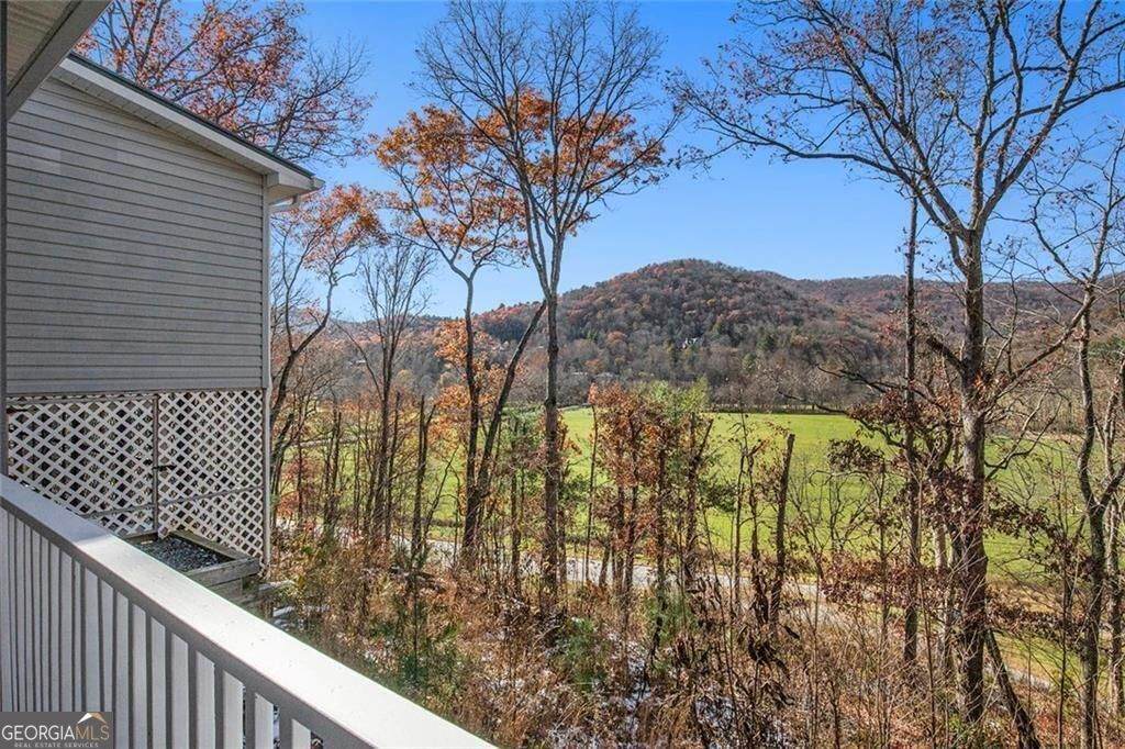 2226 Layson Road - Photo 1