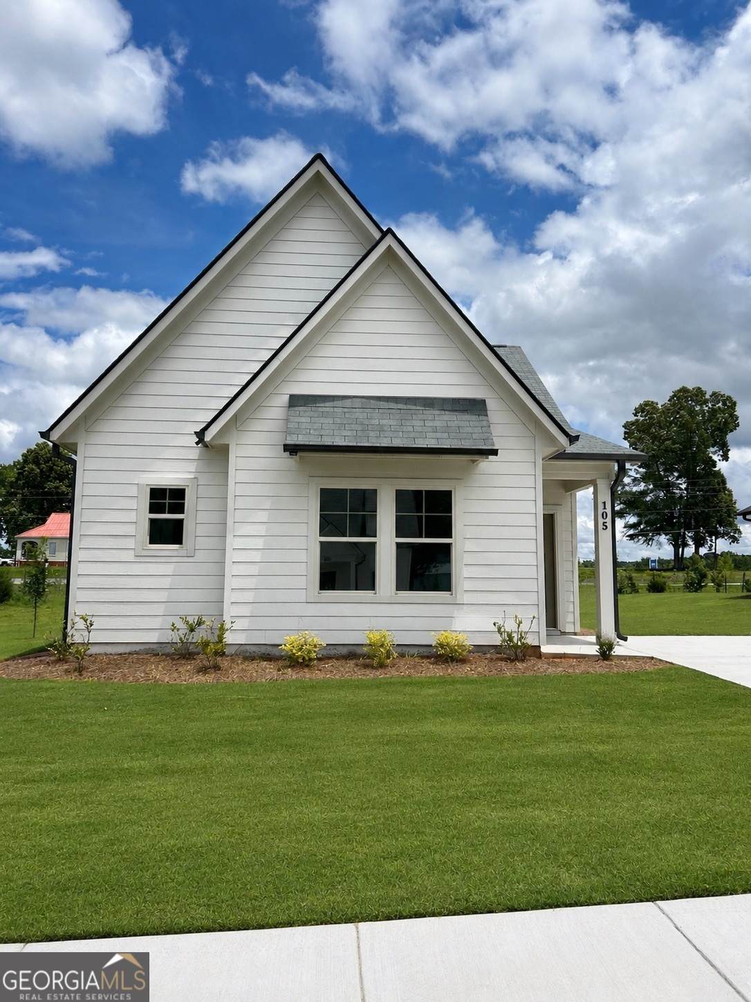 105 Winston Way - Photo 1