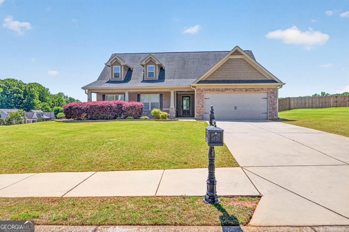690 Lake Vista Drive - Photo 1