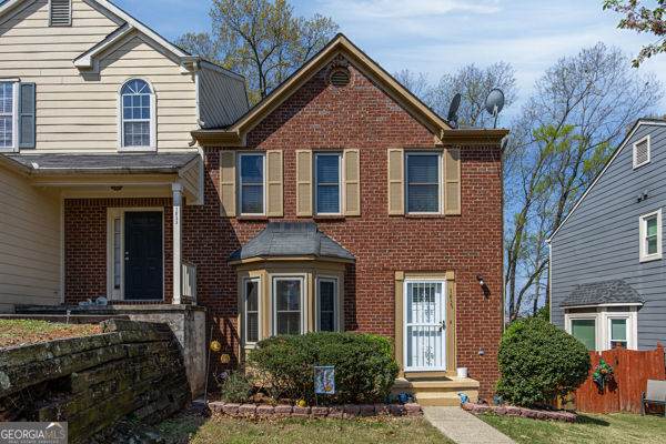 1835 Barrington Overlook - Photo 1