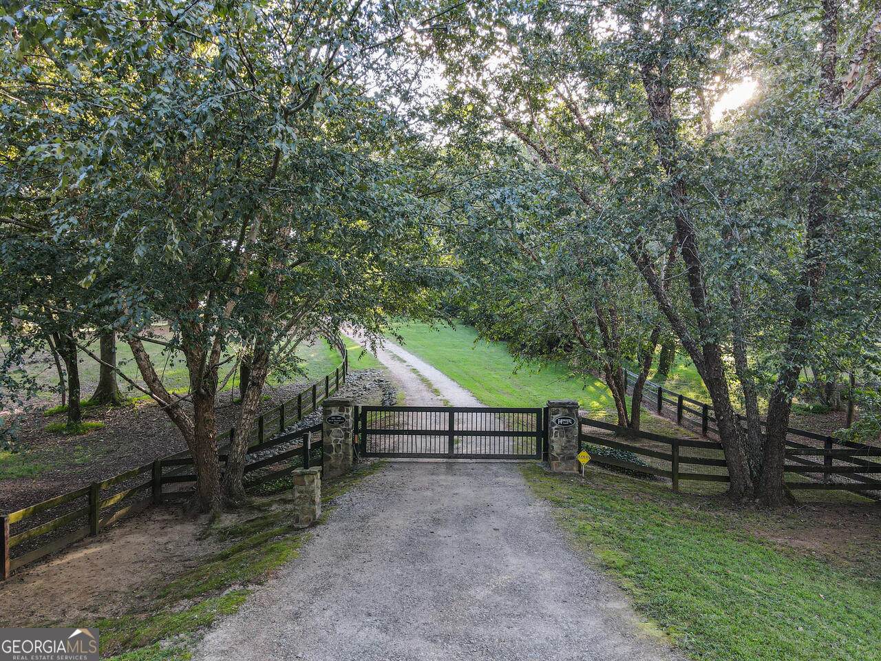 681 Duck Thurmond Road - Photo 1