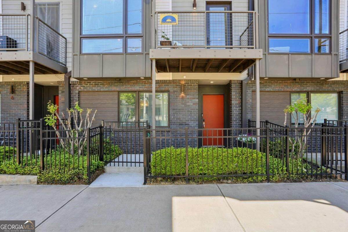 1145 Kirkwood Avenue - Photo 1