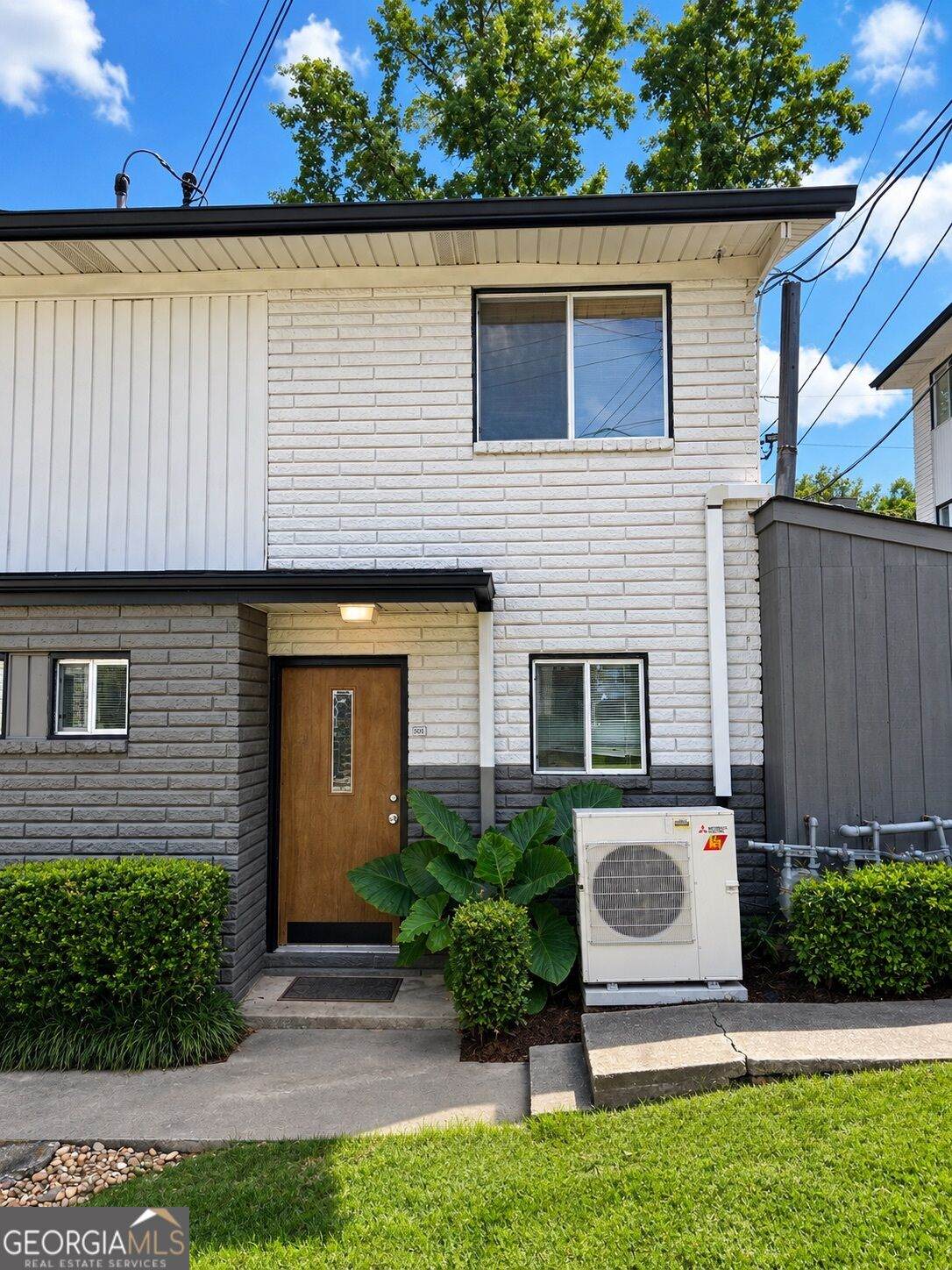 3501 Roswell Road - Photo 1