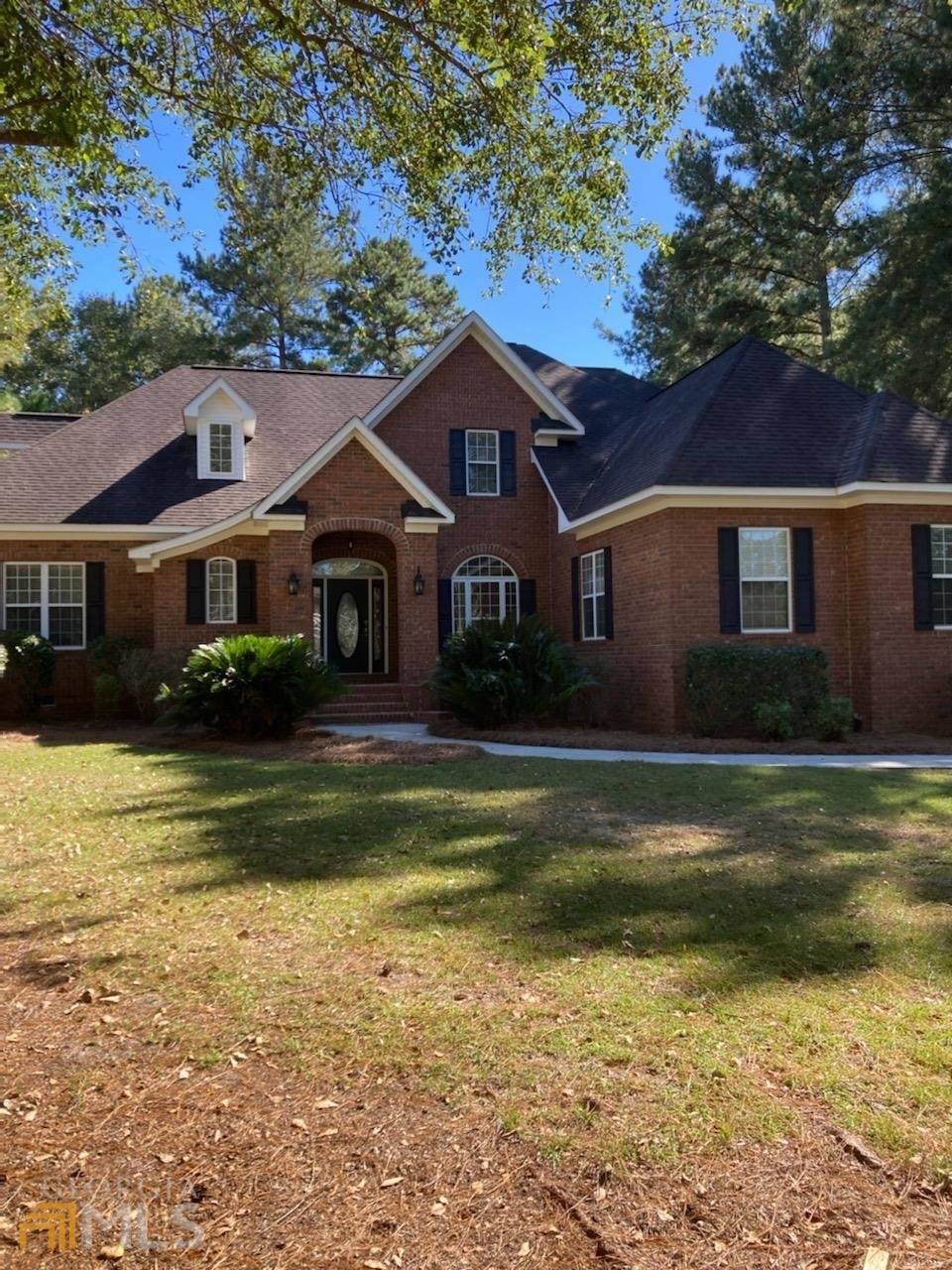 1002 Monarch Circle - Photo 1