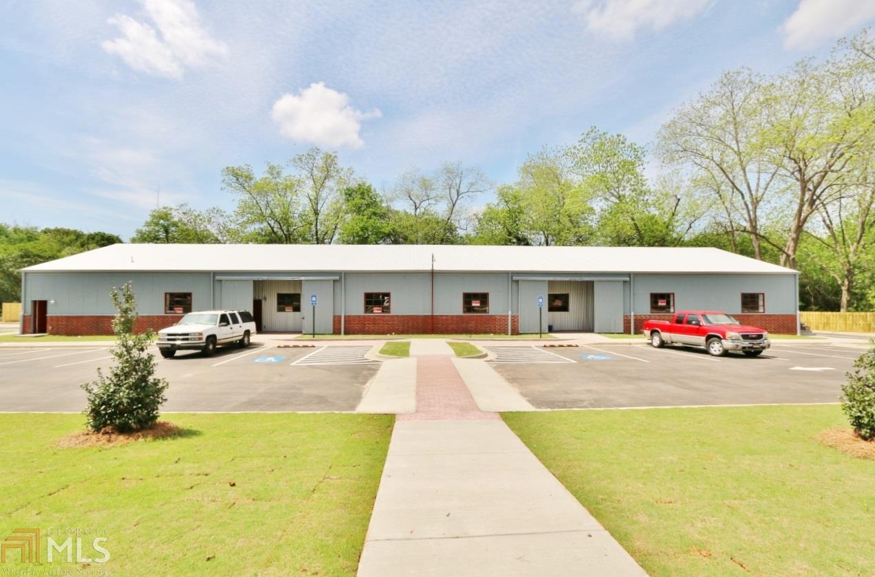 366 Park St - Photo 1