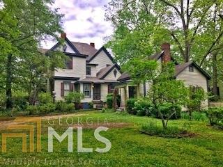 207 Hightower Trl - Photo 1
