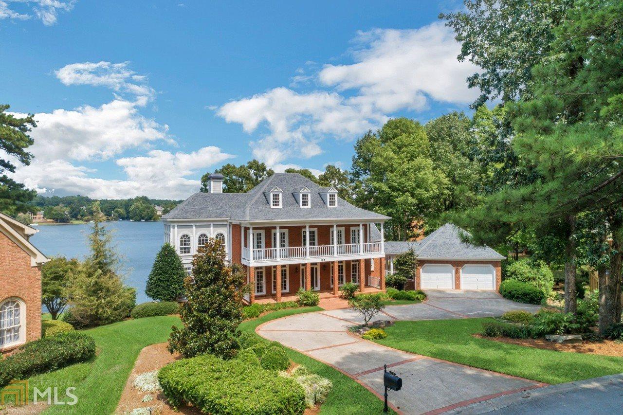 135 Staghound Ct - Photo 1