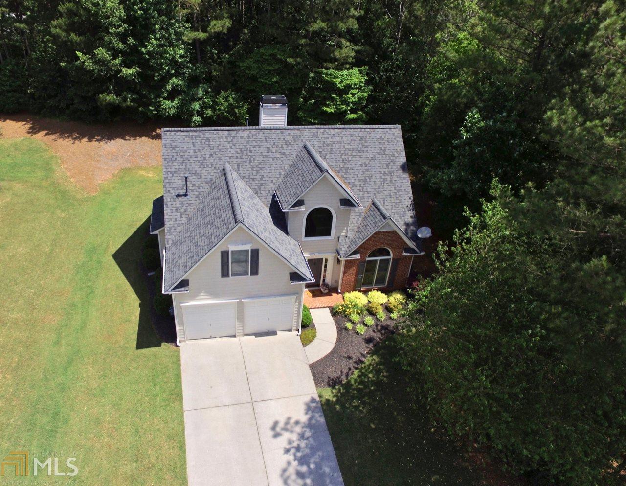 112 Wesley Dr - Photo 1