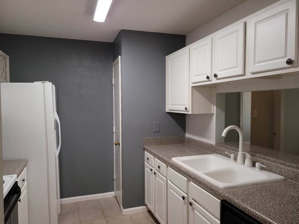 3655 Habersham Rd - Photo 1