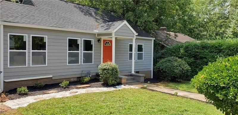 461 Robinson Ave - Photo 1