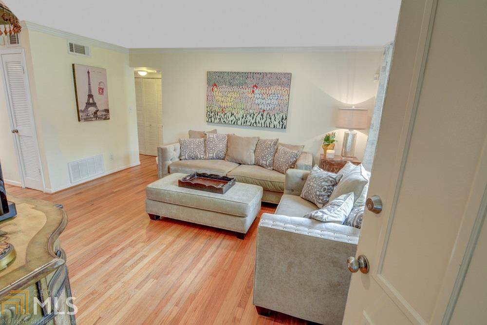 3510 Roswell Rd - Photo 1