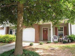 2364 Suwanee Pointe Dr - Photo 1