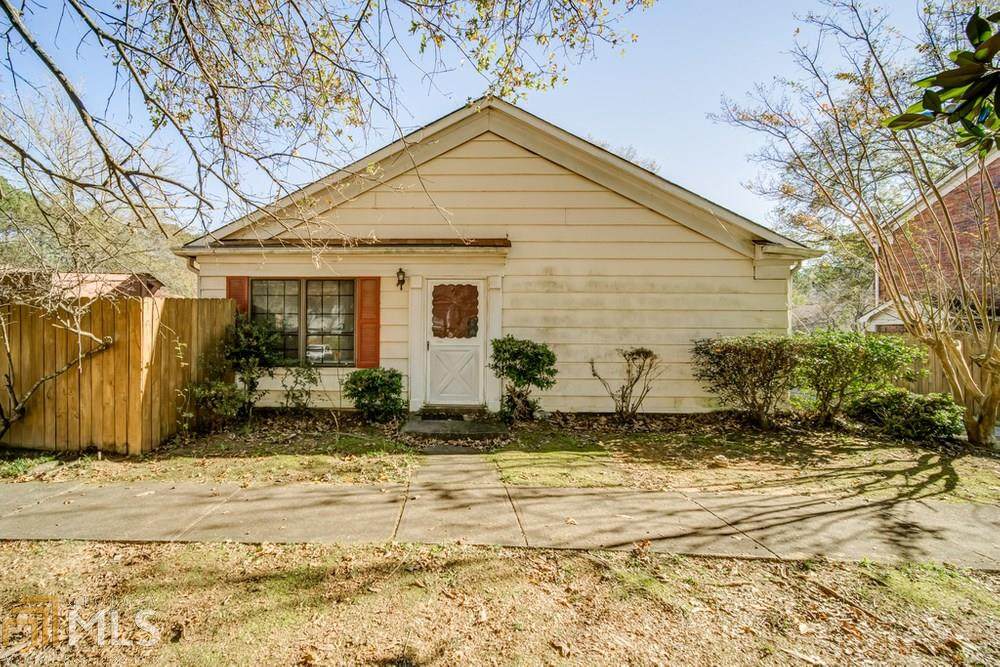 2590 Terrace Pkwy - Photo 1