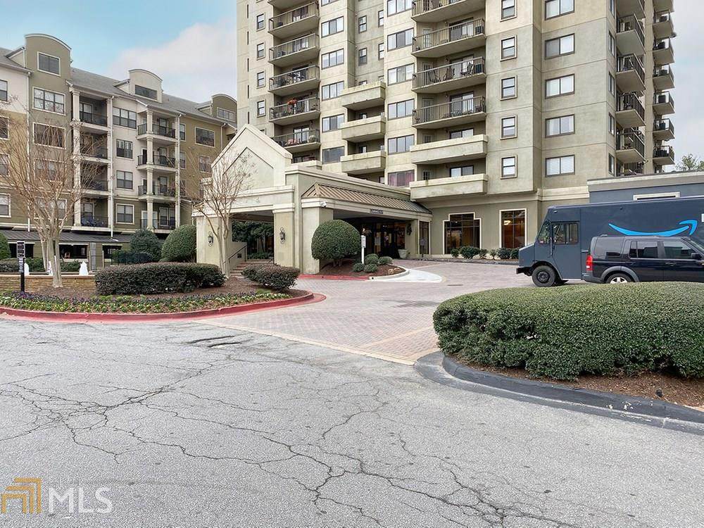 795 Hammond Dr - Photo 1