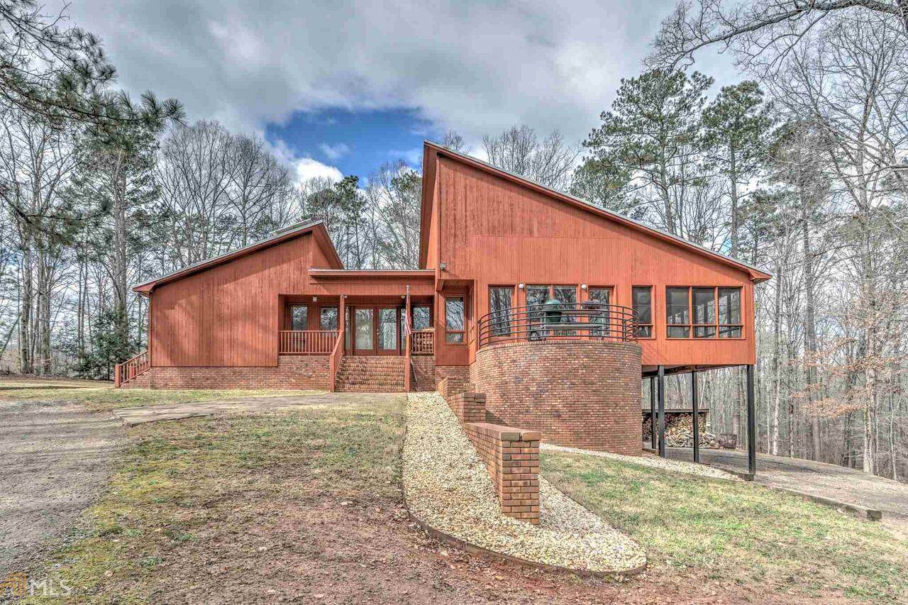 4634 Mt Carmel Church Road - Photo 1