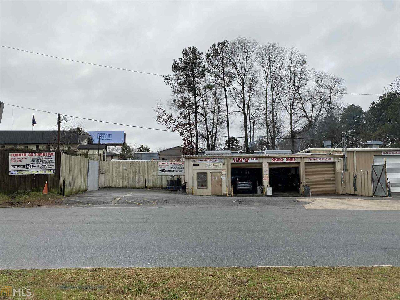 3556 Lawrenceville Highway - Photo 1