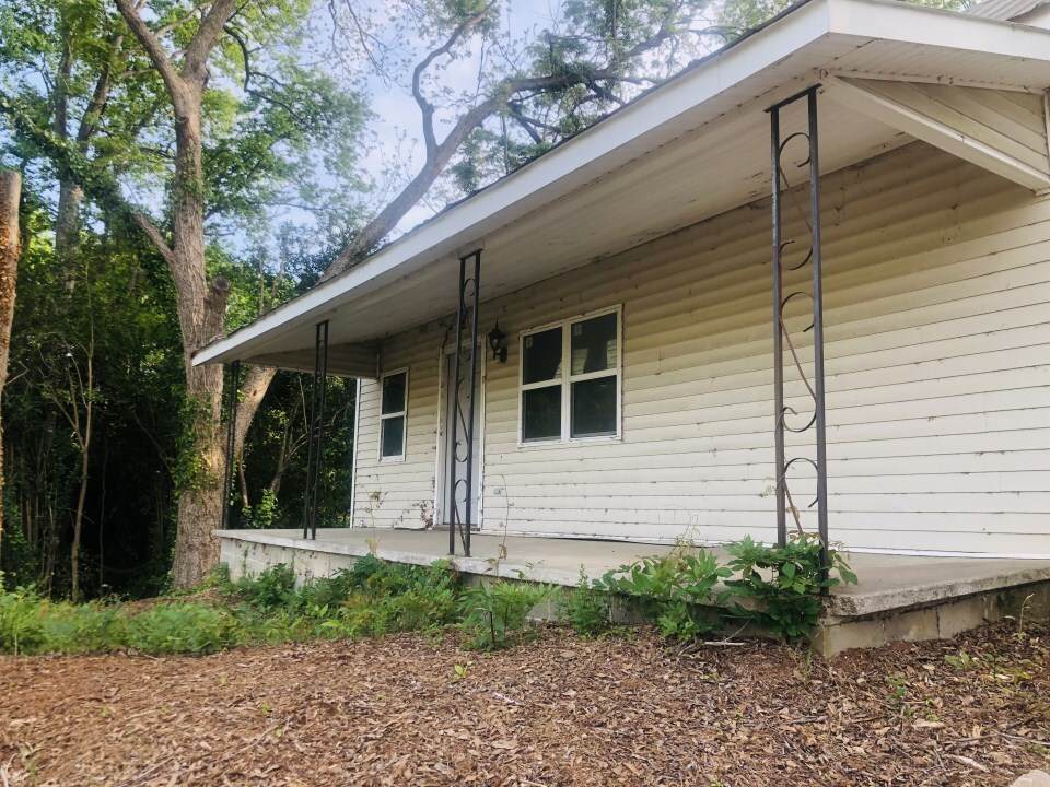 637 Jefferson Street - Photo 1