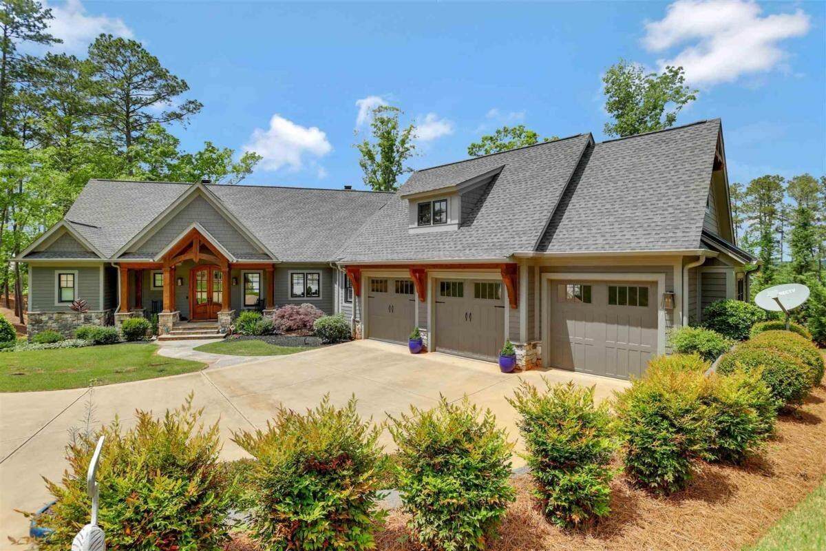1041 Broadview Point - Photo 1