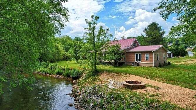 6441 Gainesville Highway - Photo 1