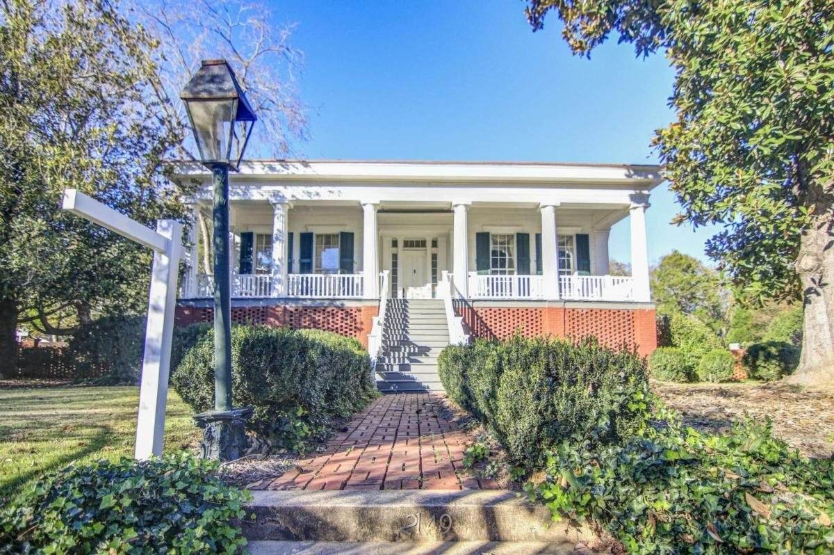 2149 Floyd Street - Photo 1