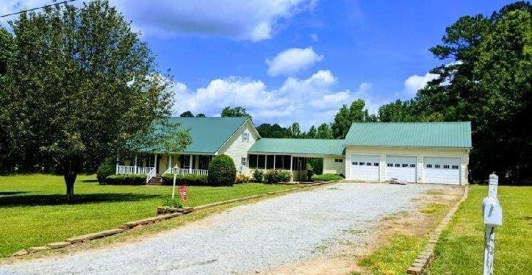 1030 Country Club Lane - Photo 1