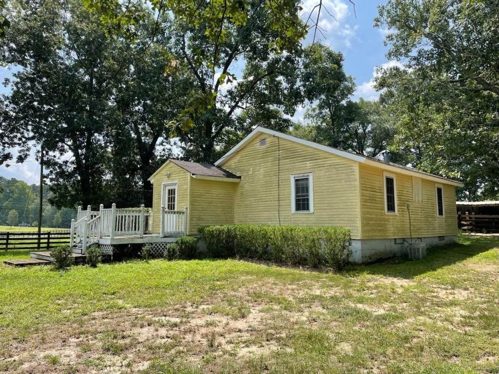 2035 Smyrna Road - Photo 1
