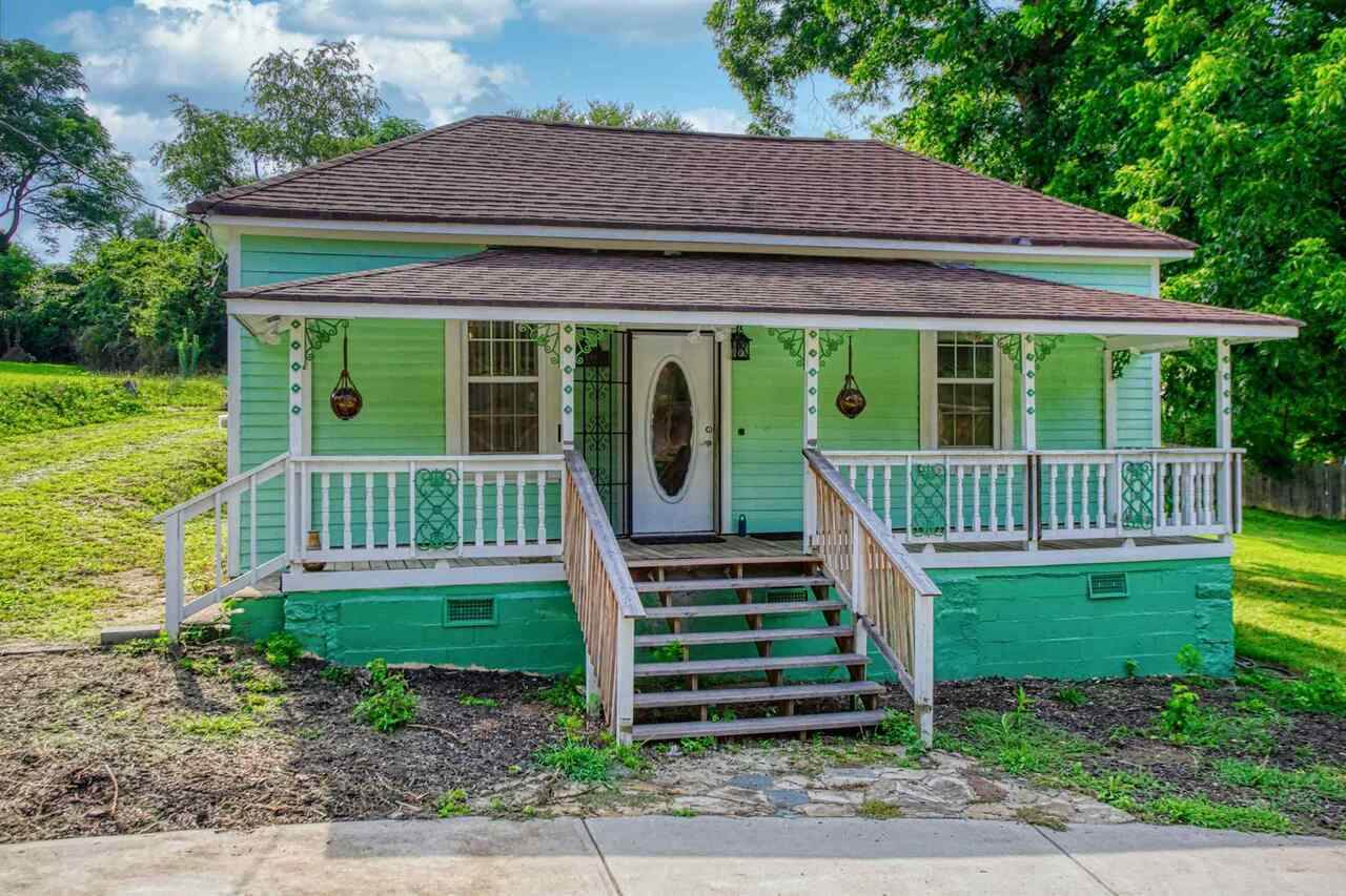 1549 Park Street - Photo 1