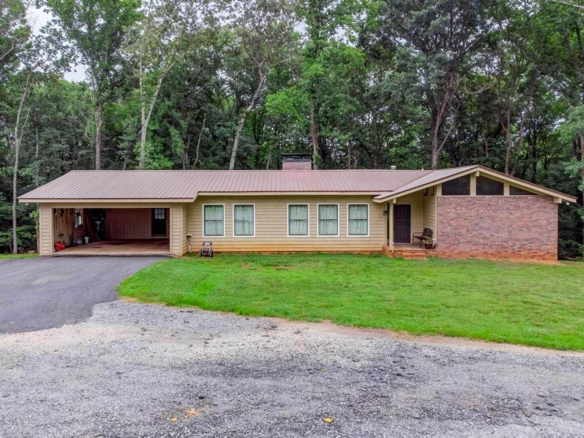 6594 Highway 136 - Photo 1