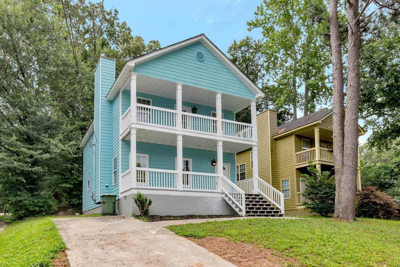 119 Holly Road - Photo 1
