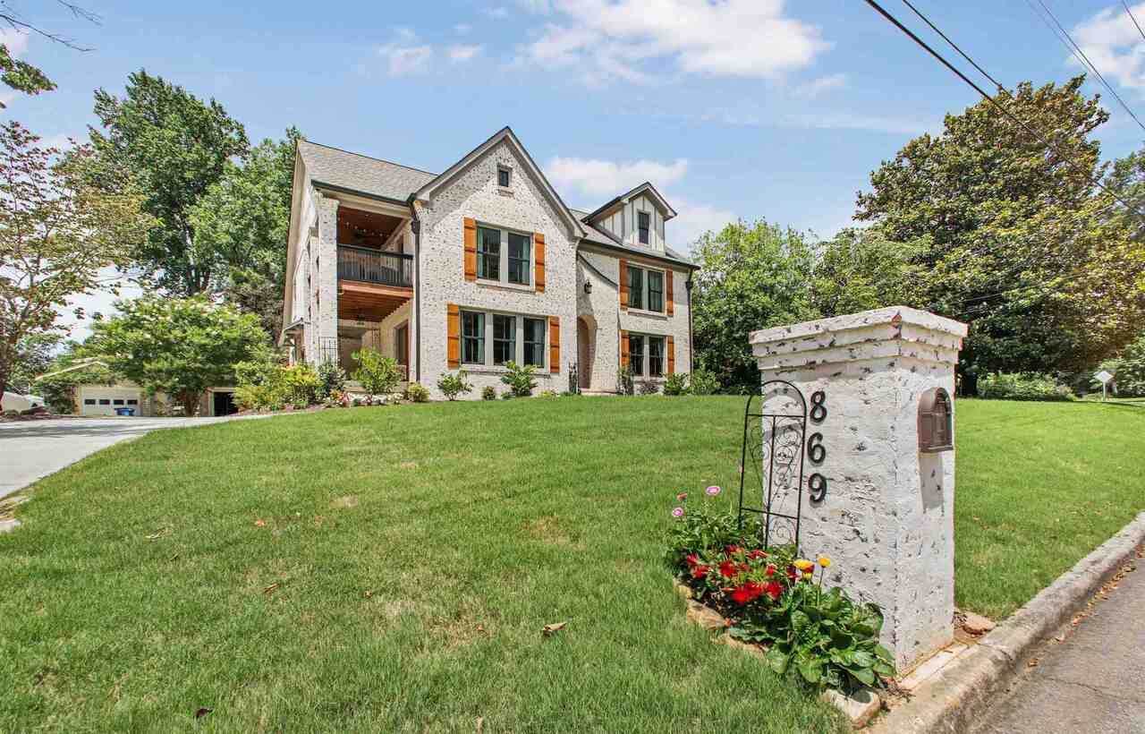 869 Cherokee Road - Photo 1